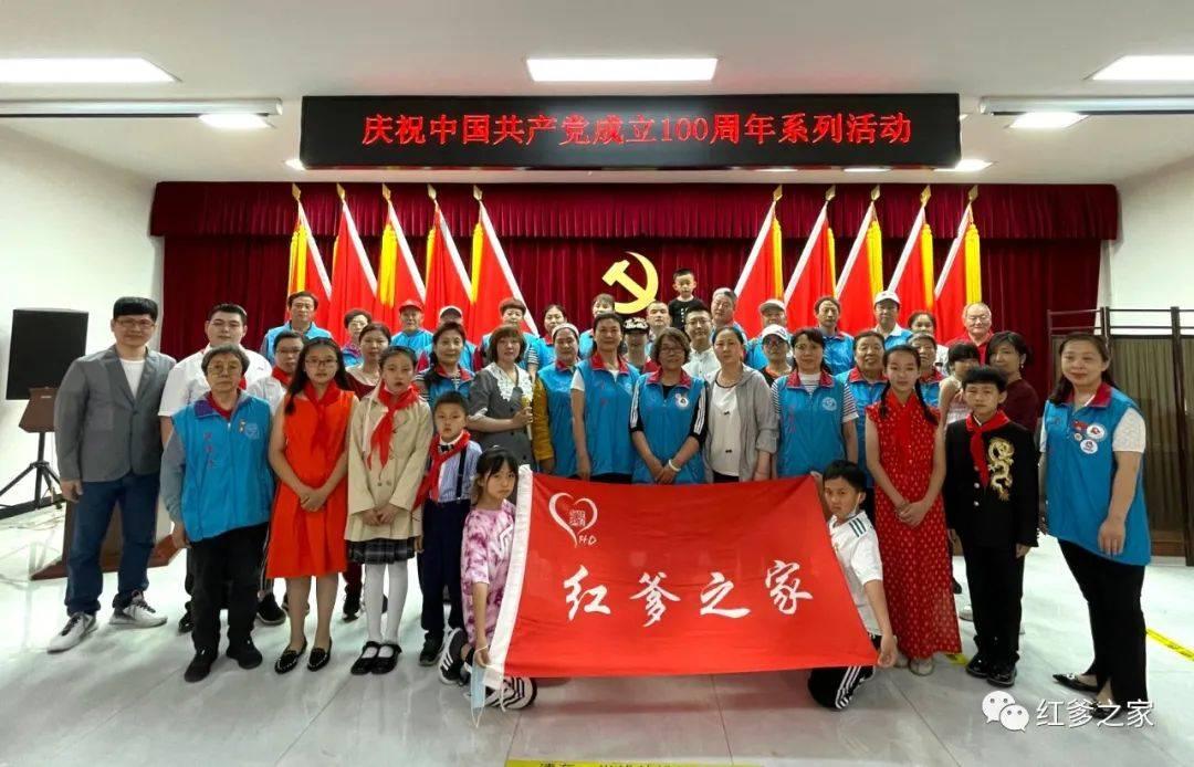 孩子在出生前，孕妈应该准备些什么呢？游戏画面
